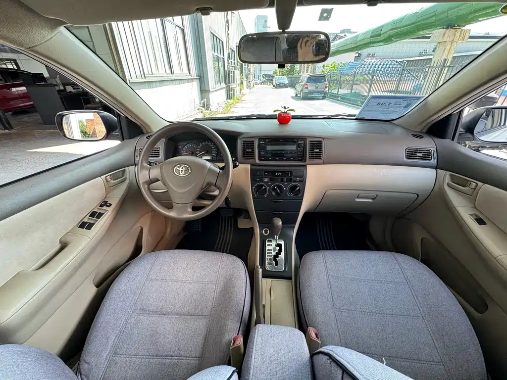 Toyota Corolla — миниатюра 6