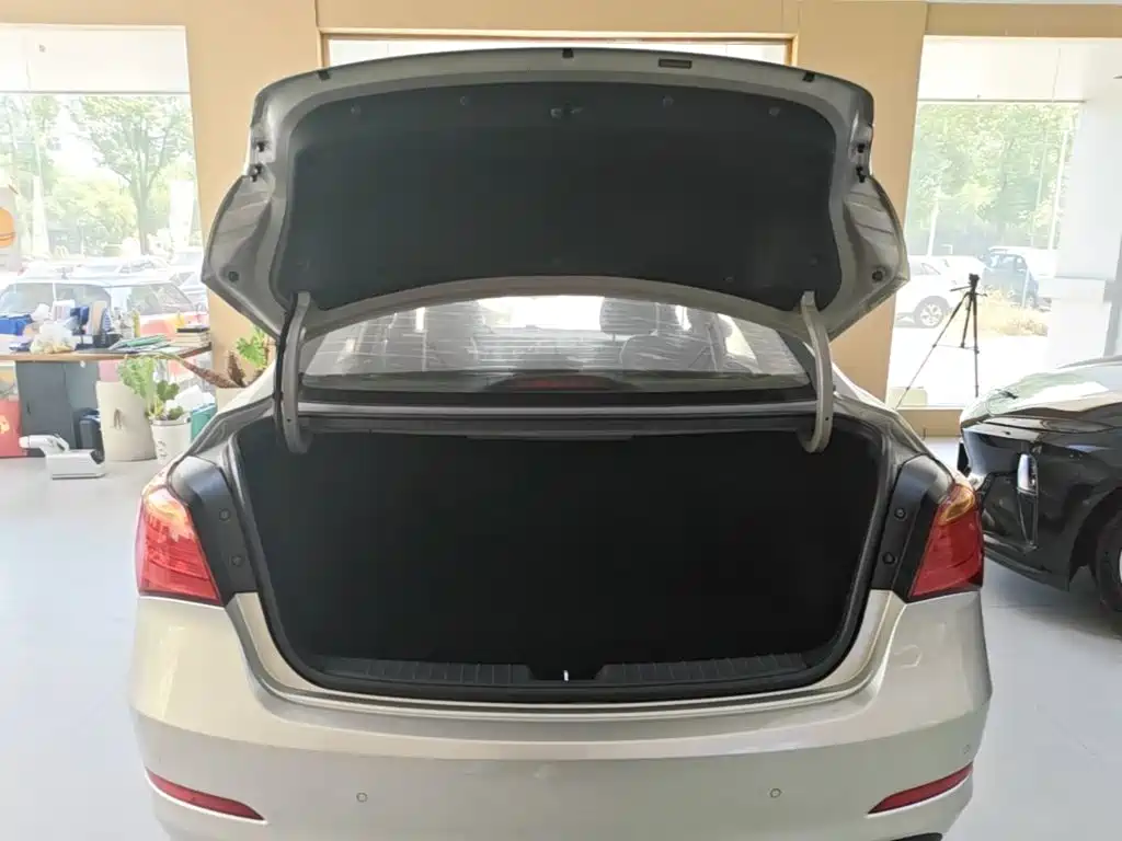 Hyundai Mistra — миниатюра 19