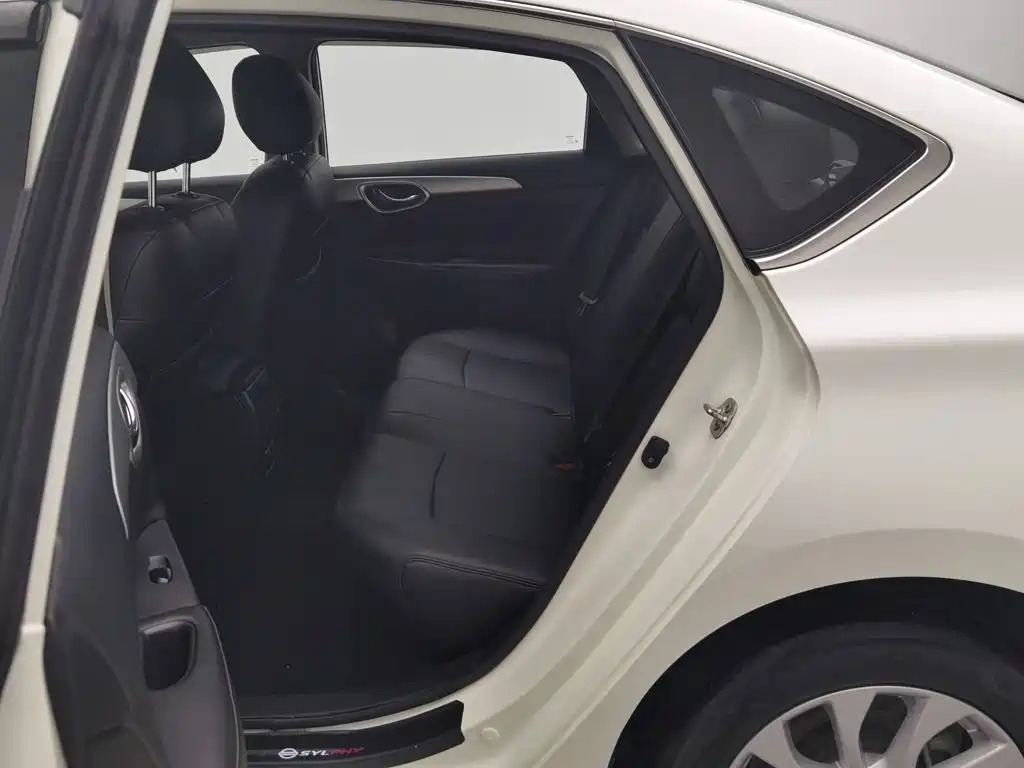 Nissan Sylphy — миниатюра 15
