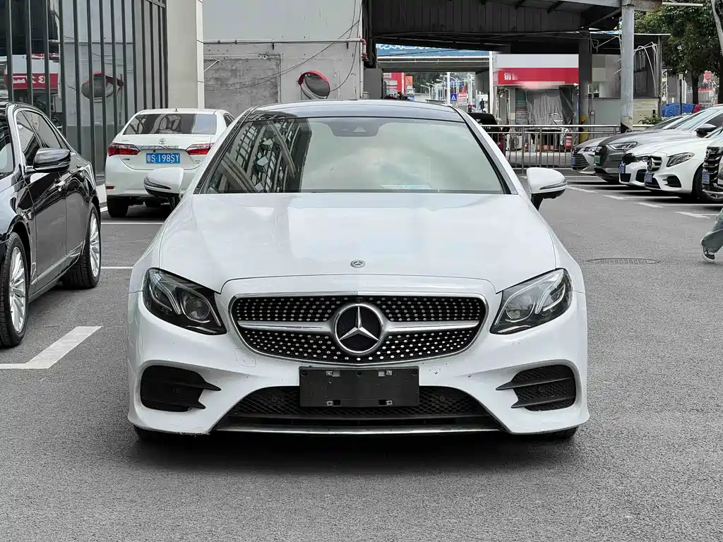 Mercedes-Benz E-Class (Import) E 300 Coupe, фото 2