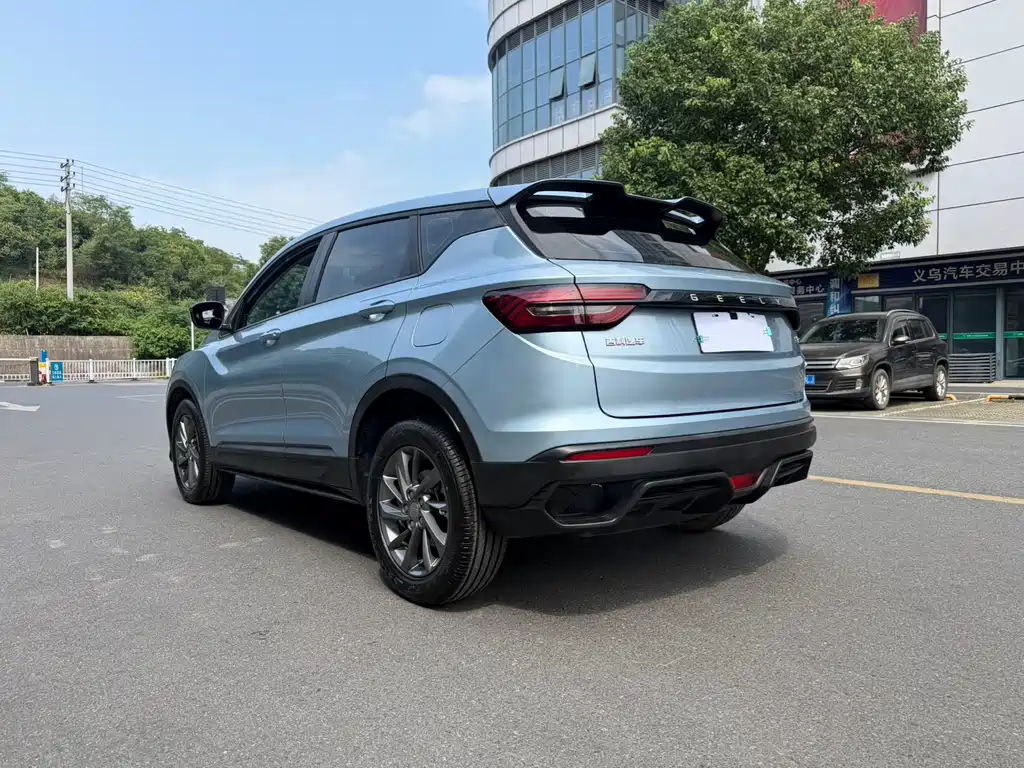 Geely Binyue — миниатюра 8
