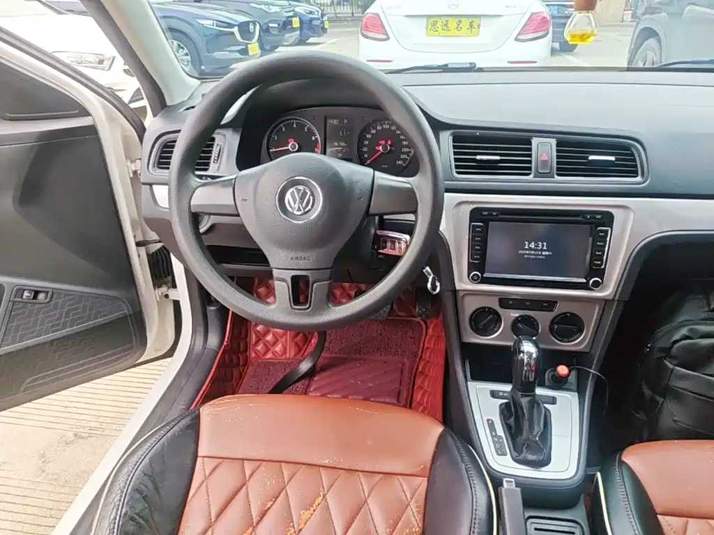 Volkswagen Lavida — миниатюра 13