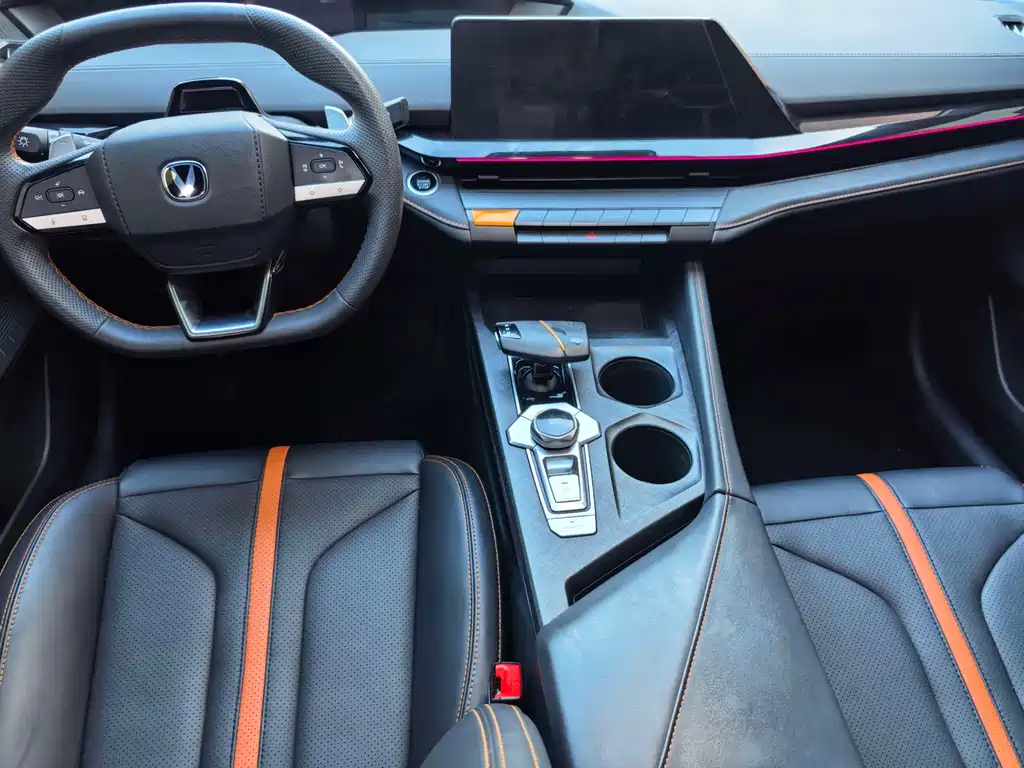 Changan UNI-V — миниатюра 9