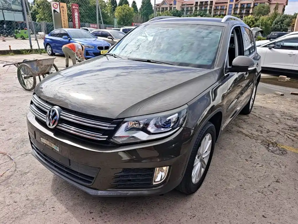 Volkswagen Tiguan — миниатюра 2