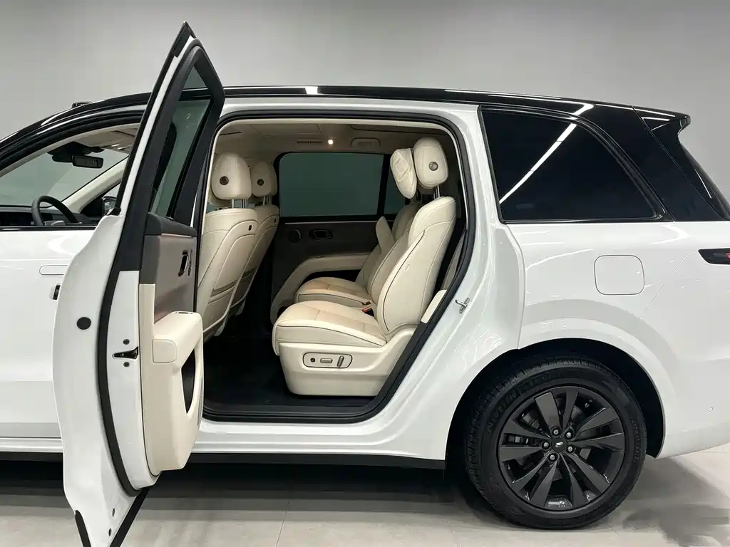 Li Auto Li i8 — миниатюра 5