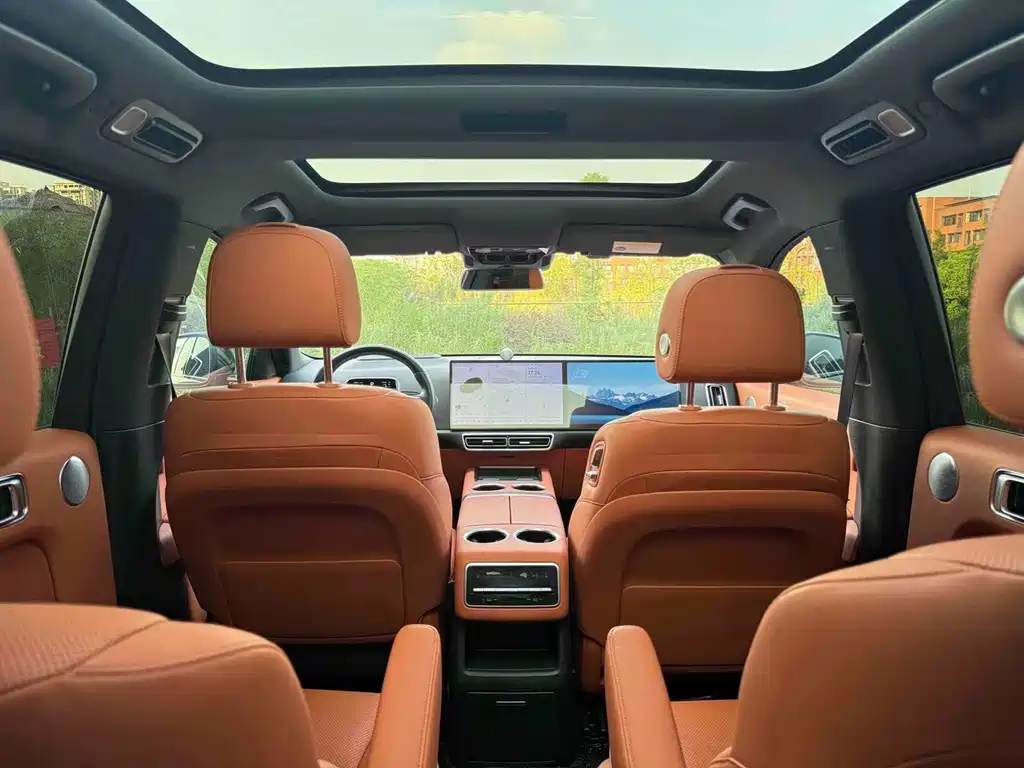 Li Auto Li L8 — миниатюра 7