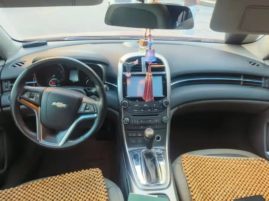 Chevrolet Malibu — миниатюра 12