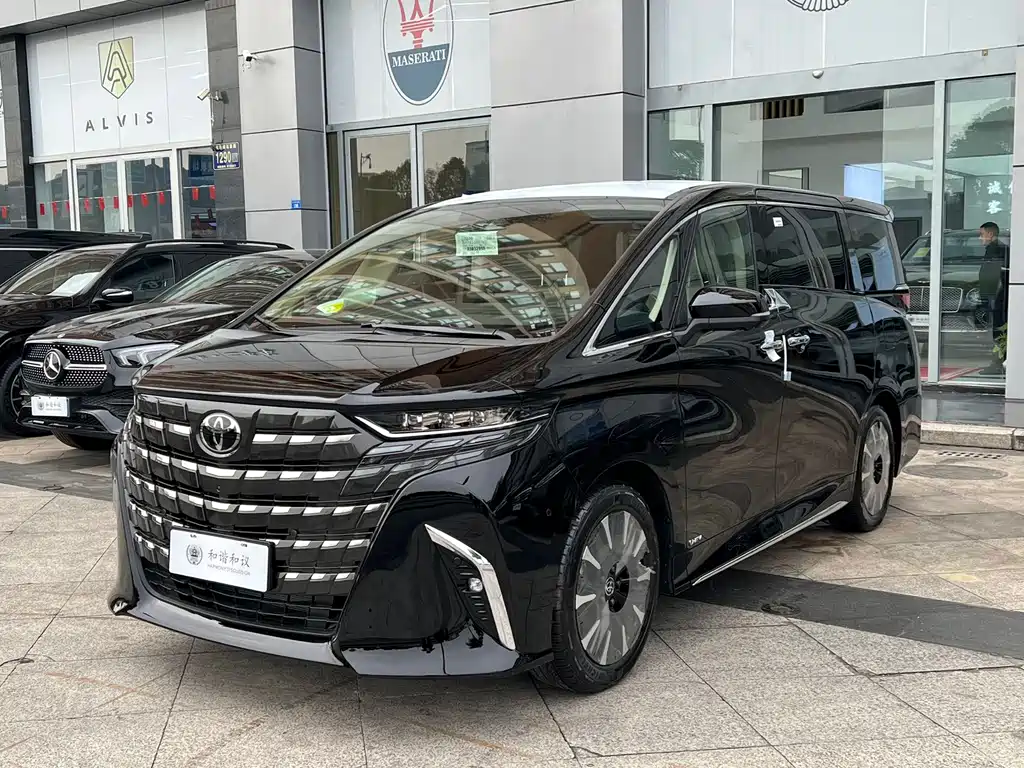 Toyota Alphard 0
