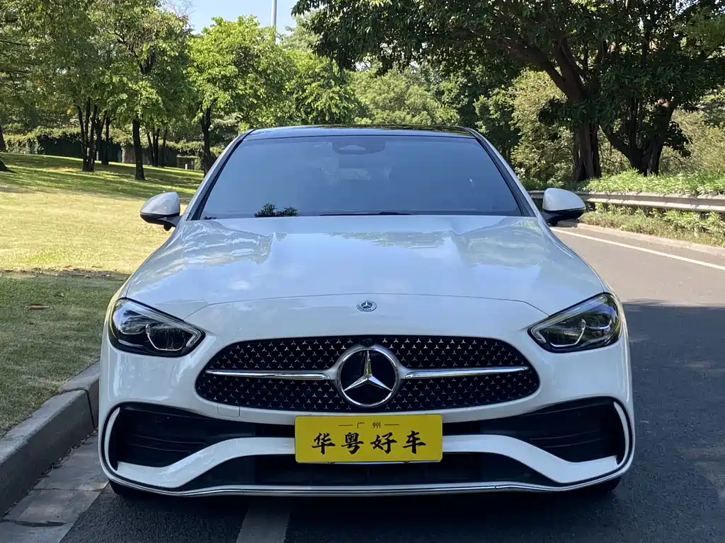 Mercedes-Benz C-Class — миниатюра 2