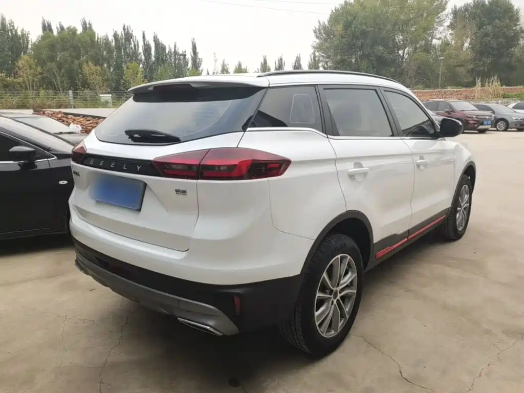 Geely Boyue — миниатюра 7