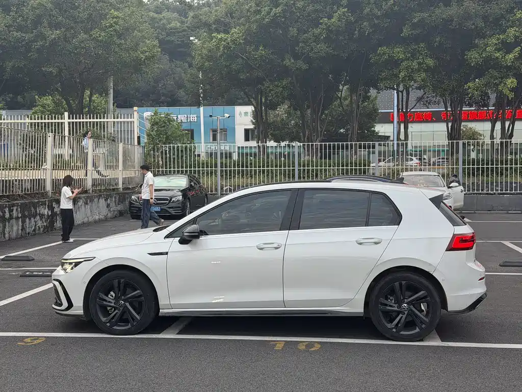 Volkswagen Golf — миниатюра 5