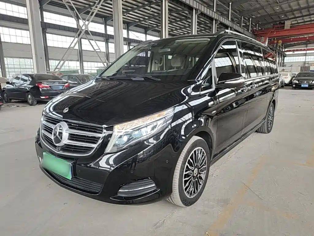 Mercedes-Benz V-Class — миниатюра 2