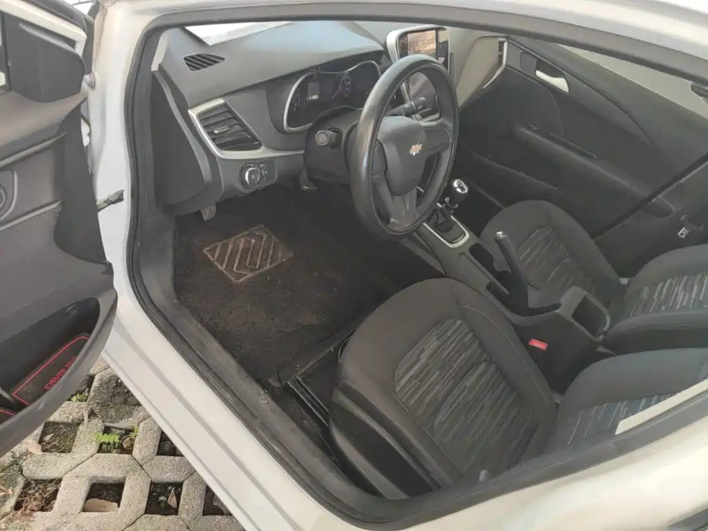 Chevrolet Cavalier — миниатюра 16