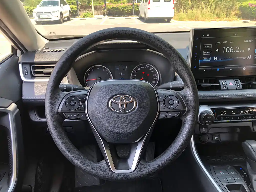 Toyota Wildlander — миниатюра 11