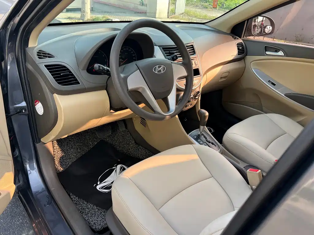 Hyundai Verna — миниатюра 5