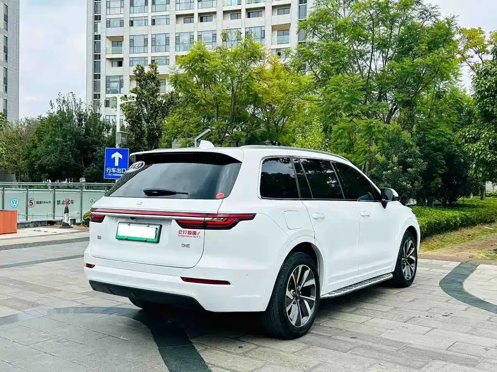 Li Auto Li ONE — миниатюра 3