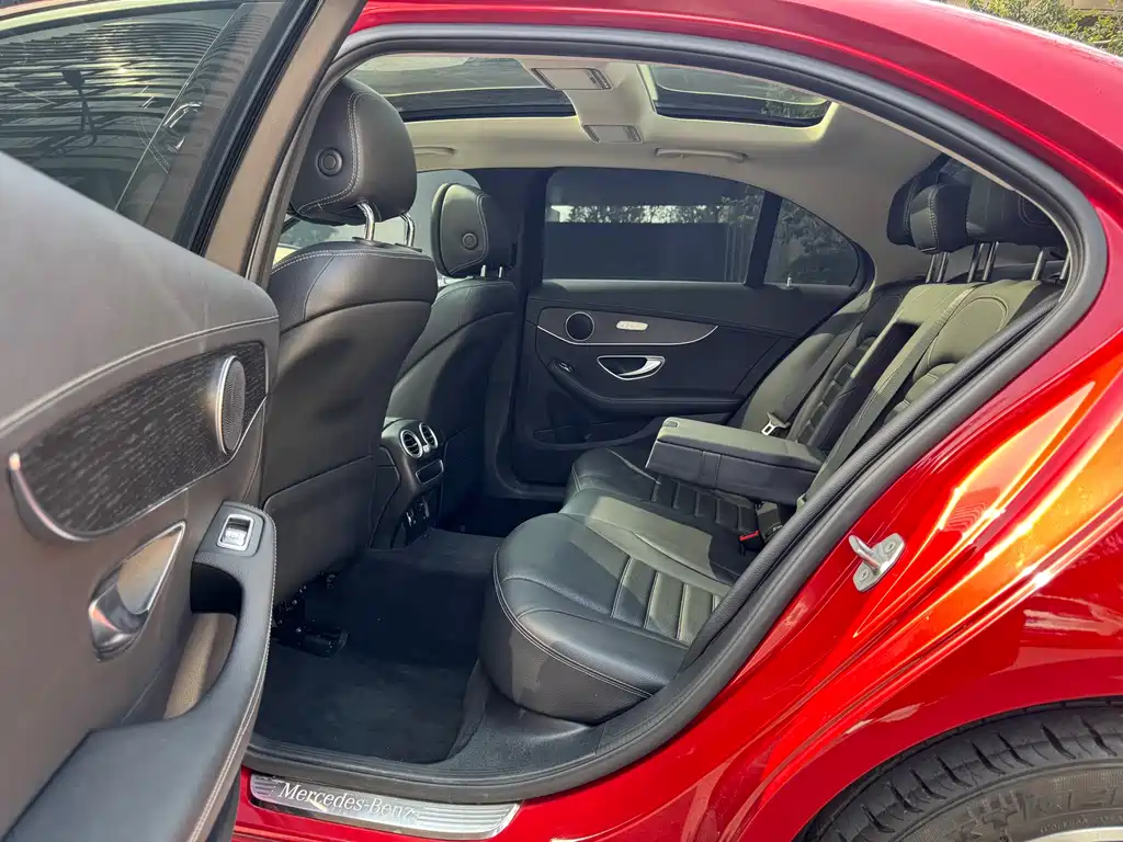 MERCEDES-BENZ C CLASS