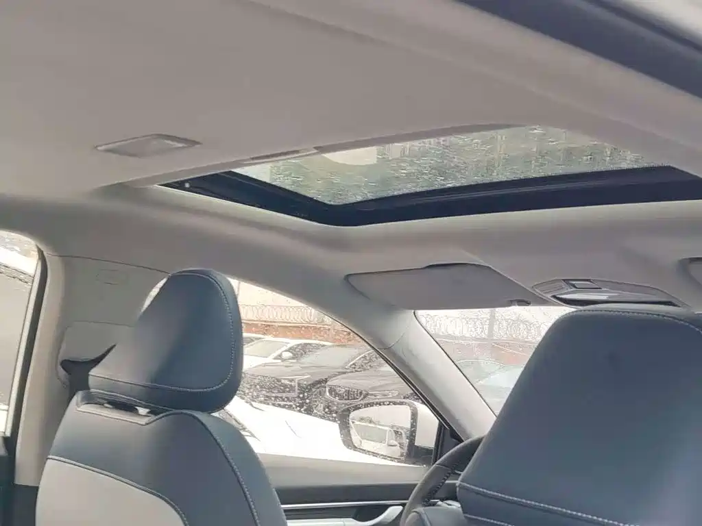 Geely Emgrand — миниатюра 9