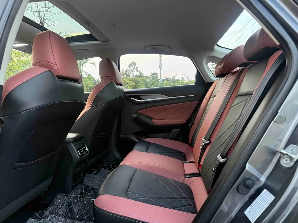 Changan Eado — миниатюра 5