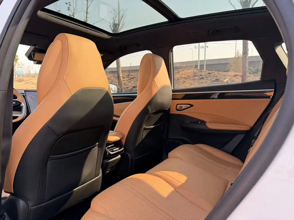 GEELY GALAXY GALAXY L7