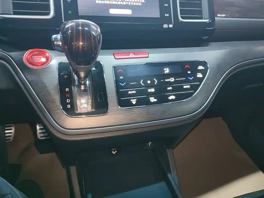 Honda Elysion — миниатюра 14