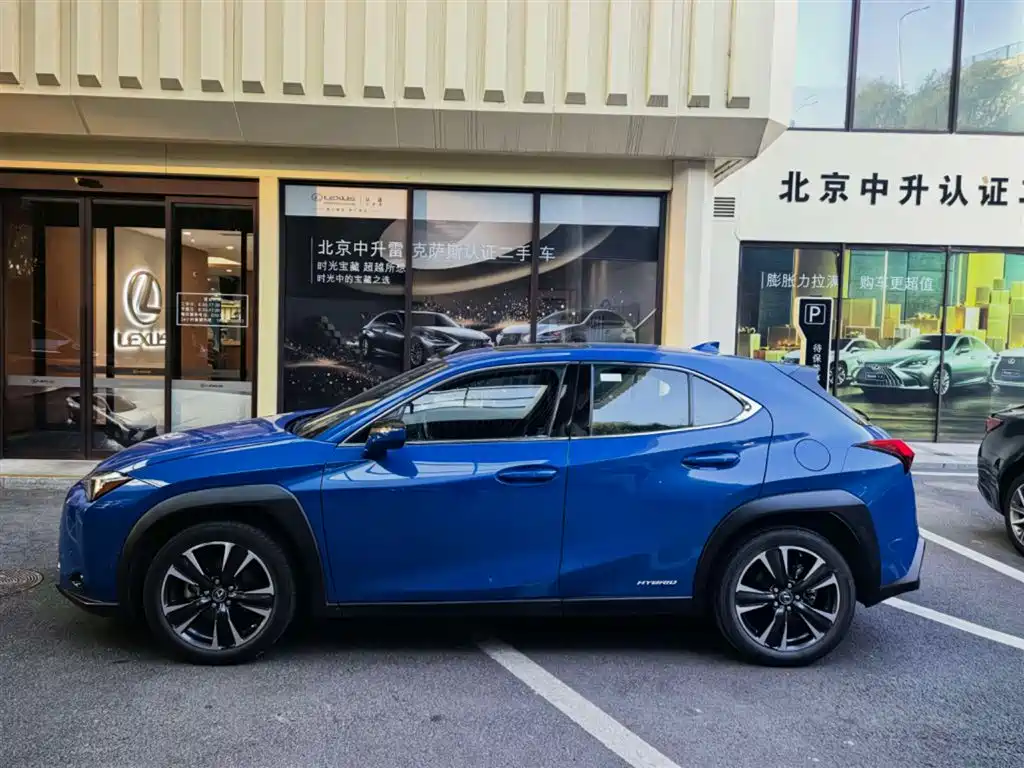 Lexus UX — миниатюра 19