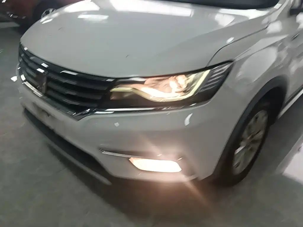 Roewe RX5 — миниатюра 24