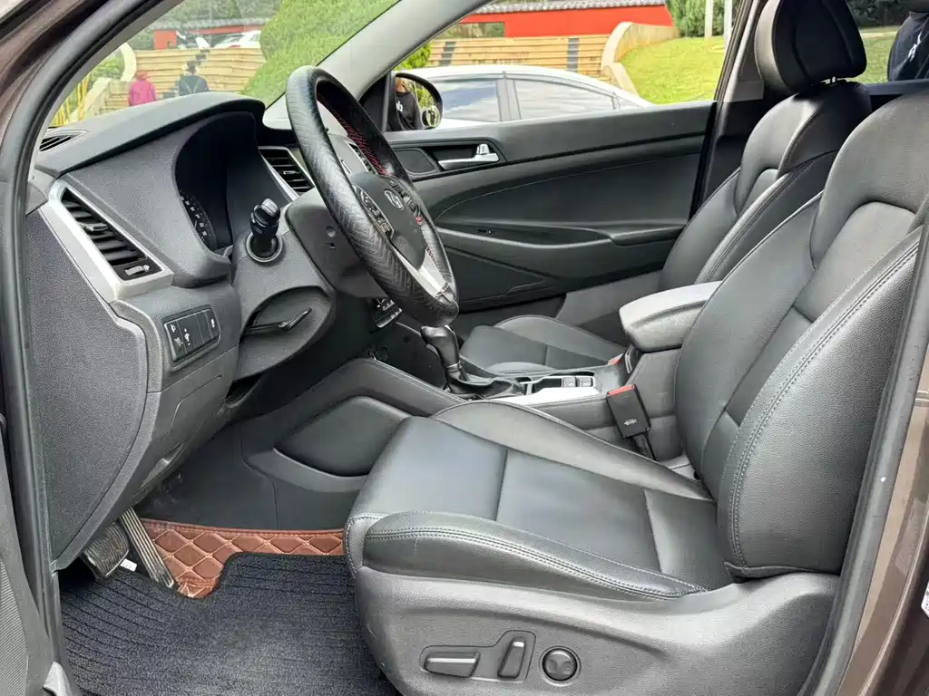 Hyundai Tucson — миниатюра 12