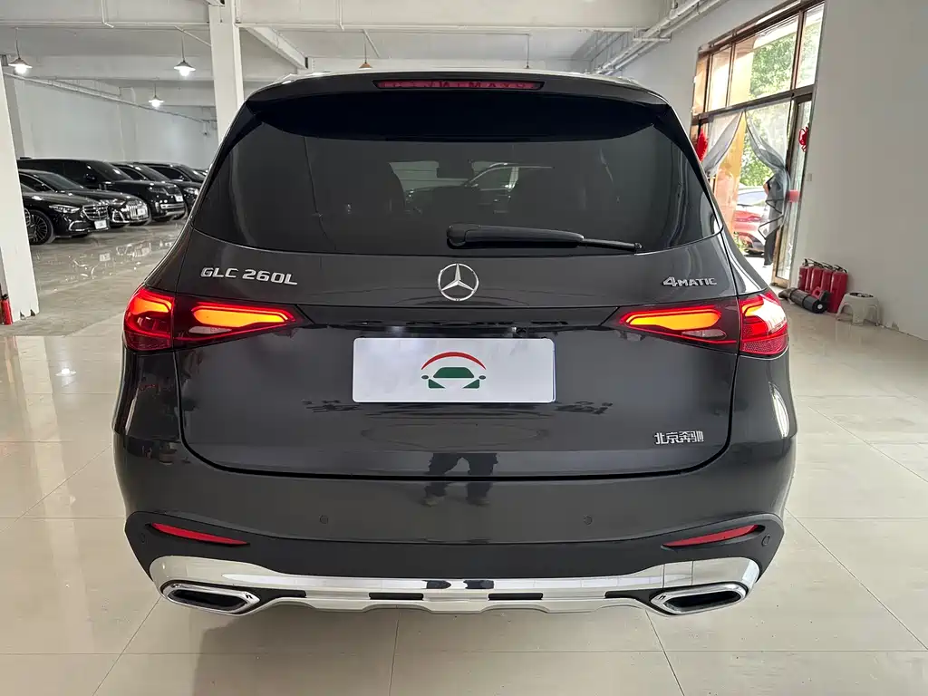 Mercedes-Benz GLC 2024 GLC 260 L 4MATIC 7 мест