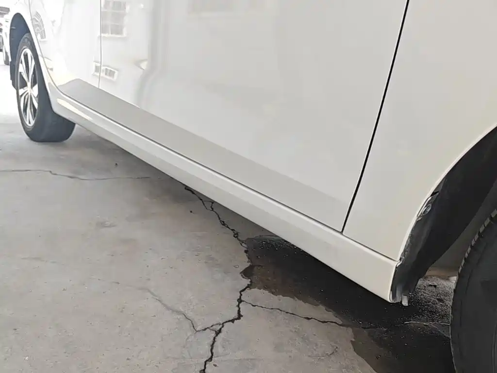 Roewe 360 — миниатюра 21