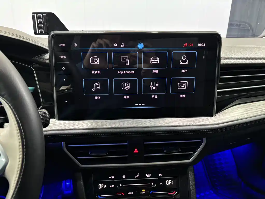 Volkswagen Sagitar — миниатюра 12