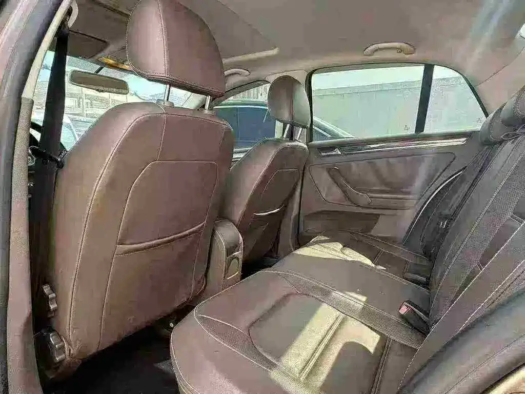 Volkswagen Bora — миниатюра 6