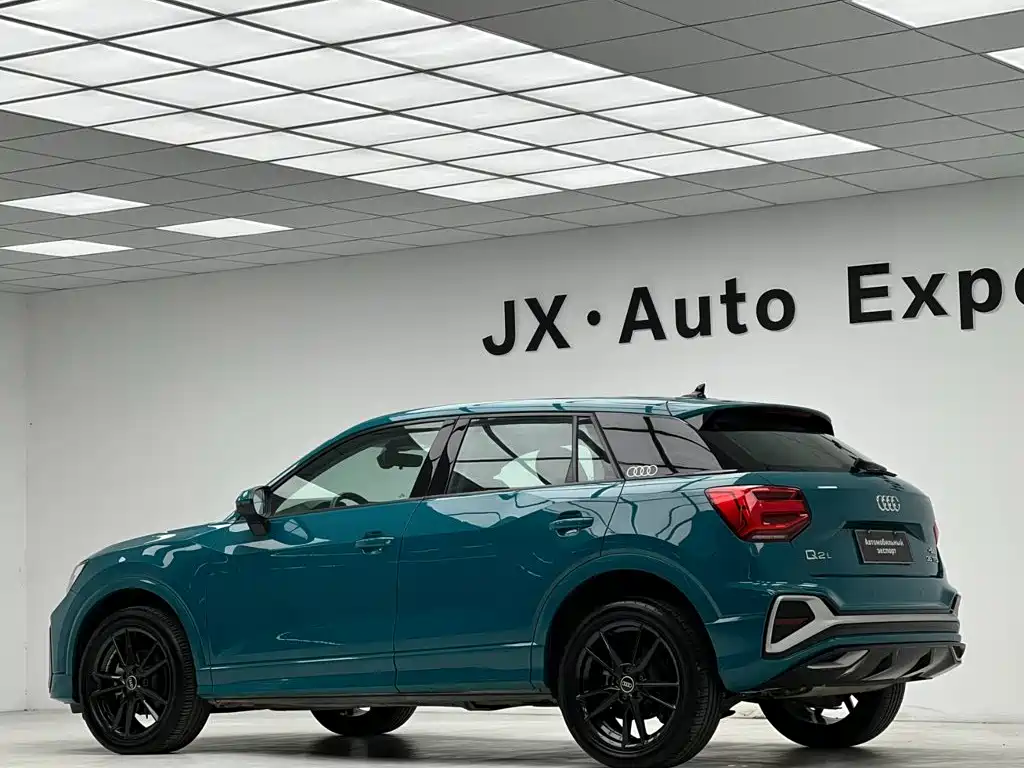 Audi Q2L — миниатюра 9