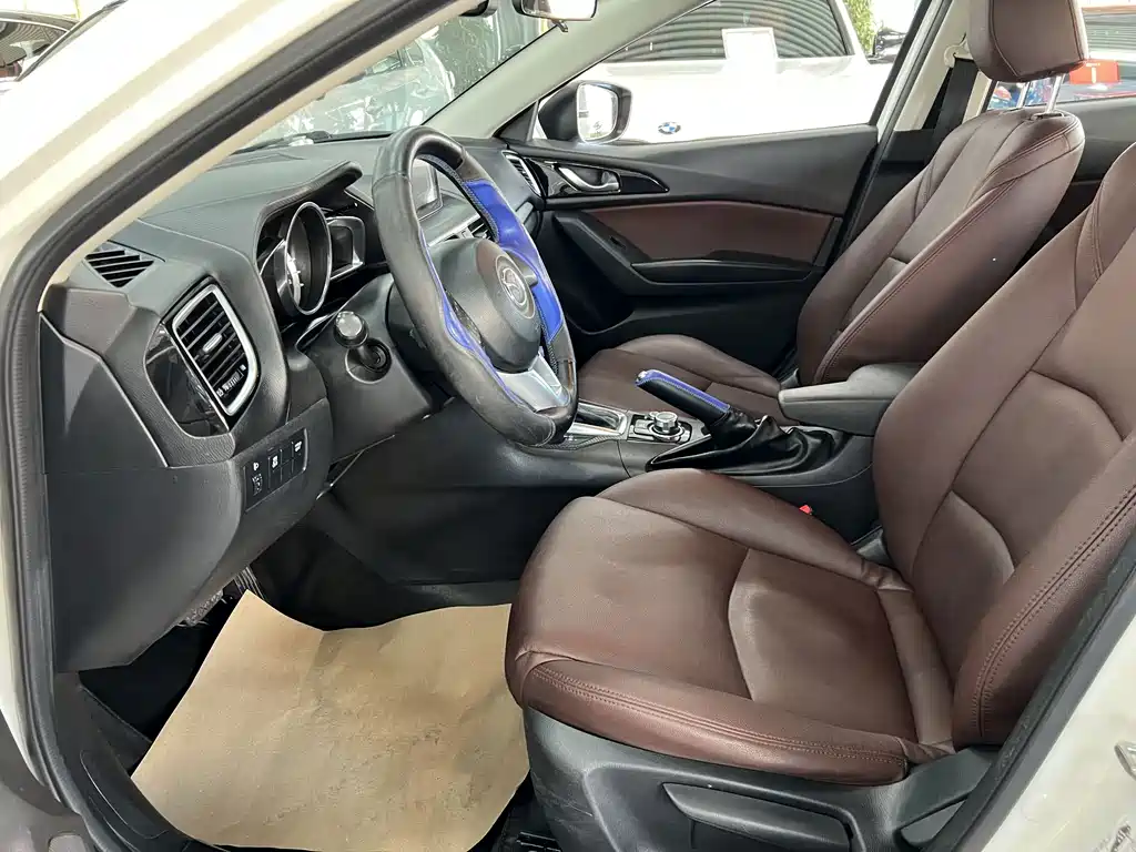 Mazda 3 Axela — миниатюра 4