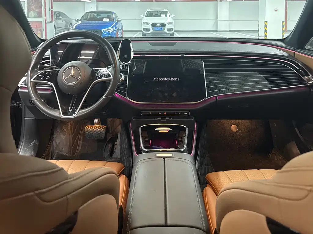 Mercedes-Benz E-Class — миниатюра 8
