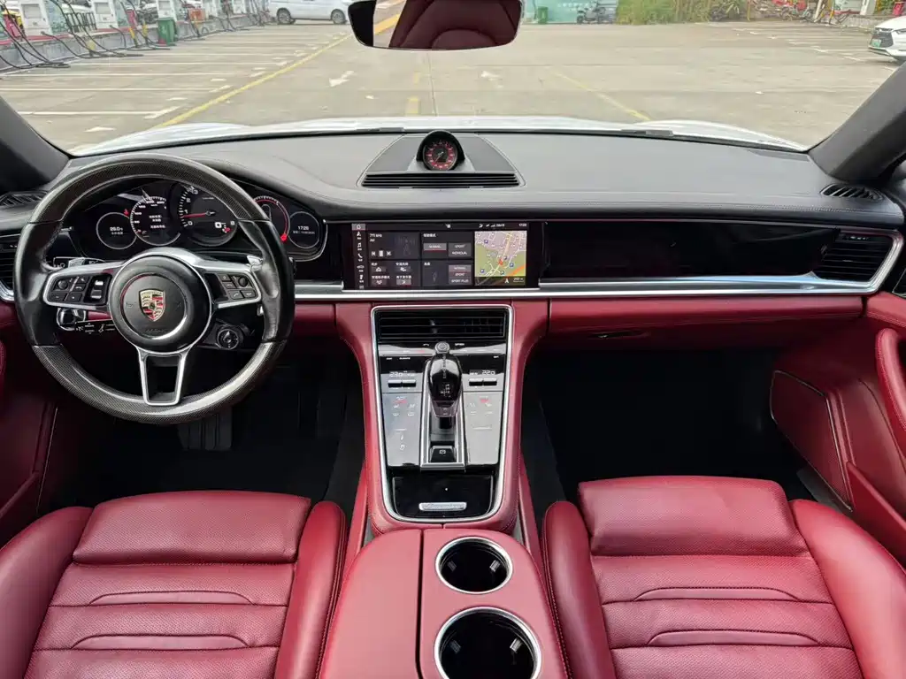 Porsche Panamera — миниатюра 6