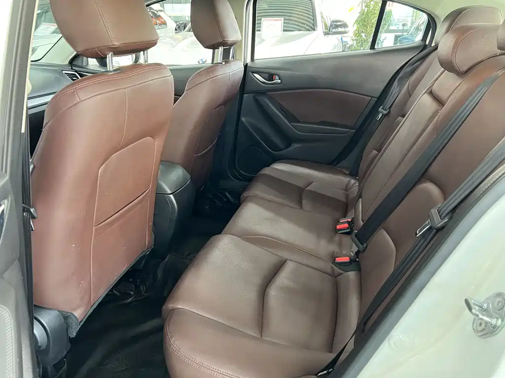 Mazda 3 Axela — миниатюра 6