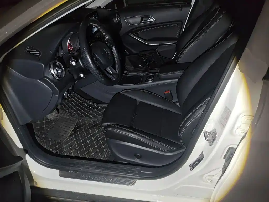 Mercedes-Benz GLA — миниатюра 11