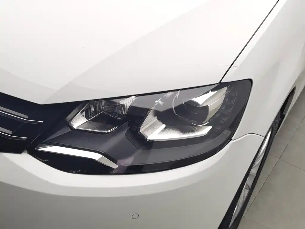 Volkswagen Sharan — миниатюра 7