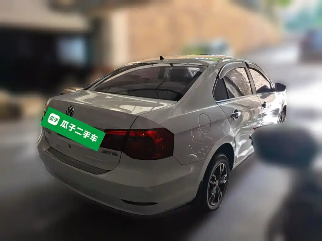 Volkswagen Jetta — миниатюра 4