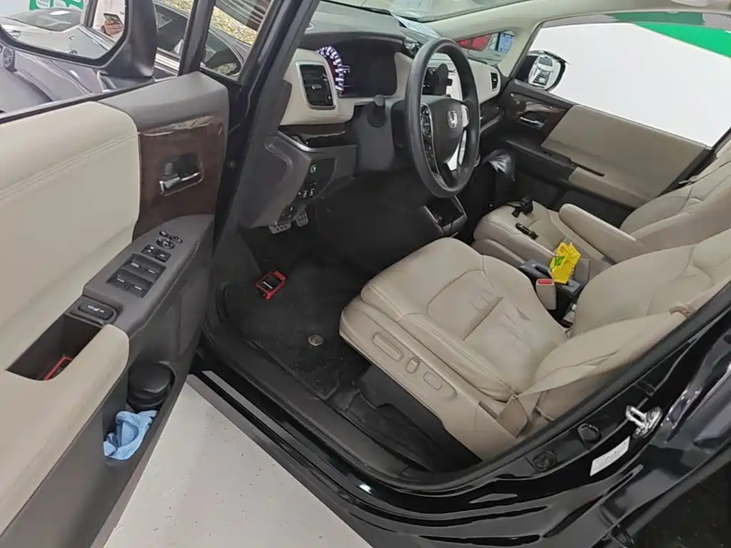 Honda Odyssey — миниатюра 16