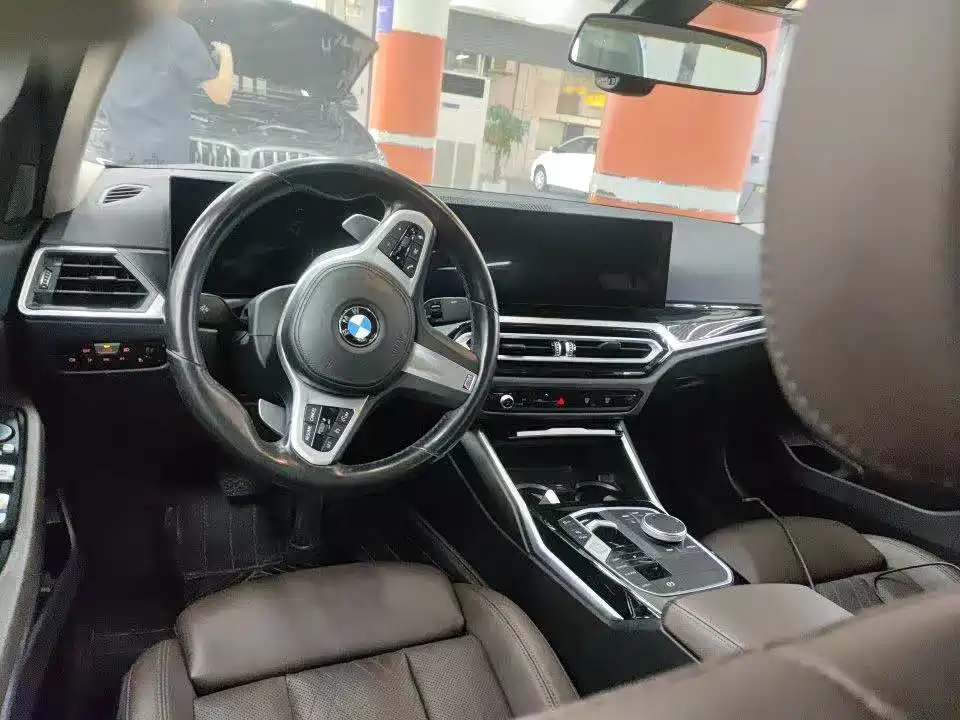 BMW 3 Series — миниатюра 3