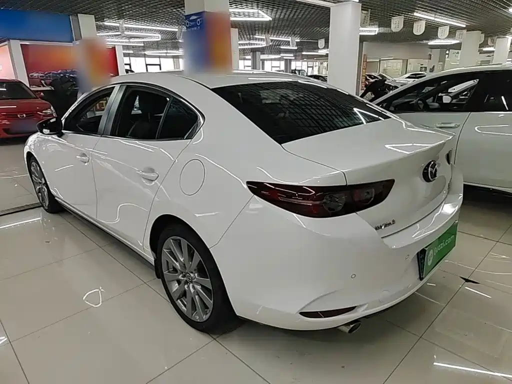 Mazda 3 Axela — миниатюра 5