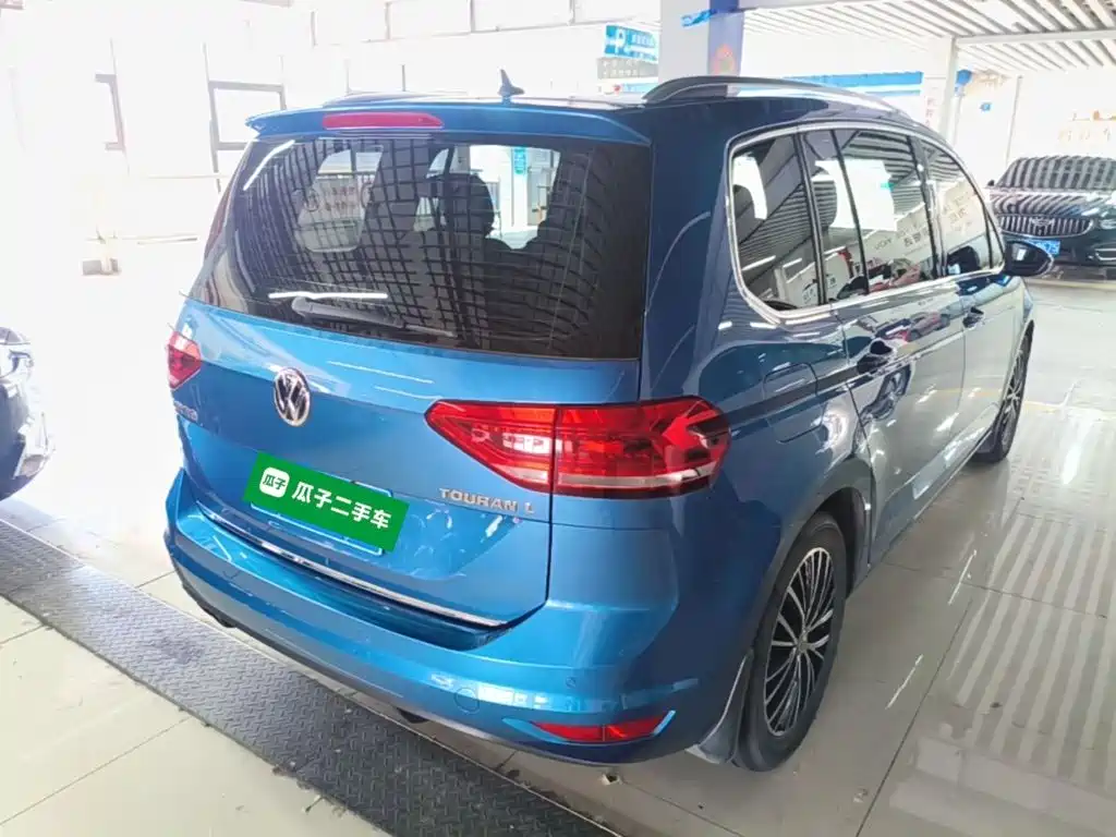Volkswagen Touran — миниатюра 7
