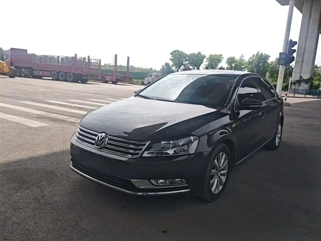 Volkswagen Magotan 2015