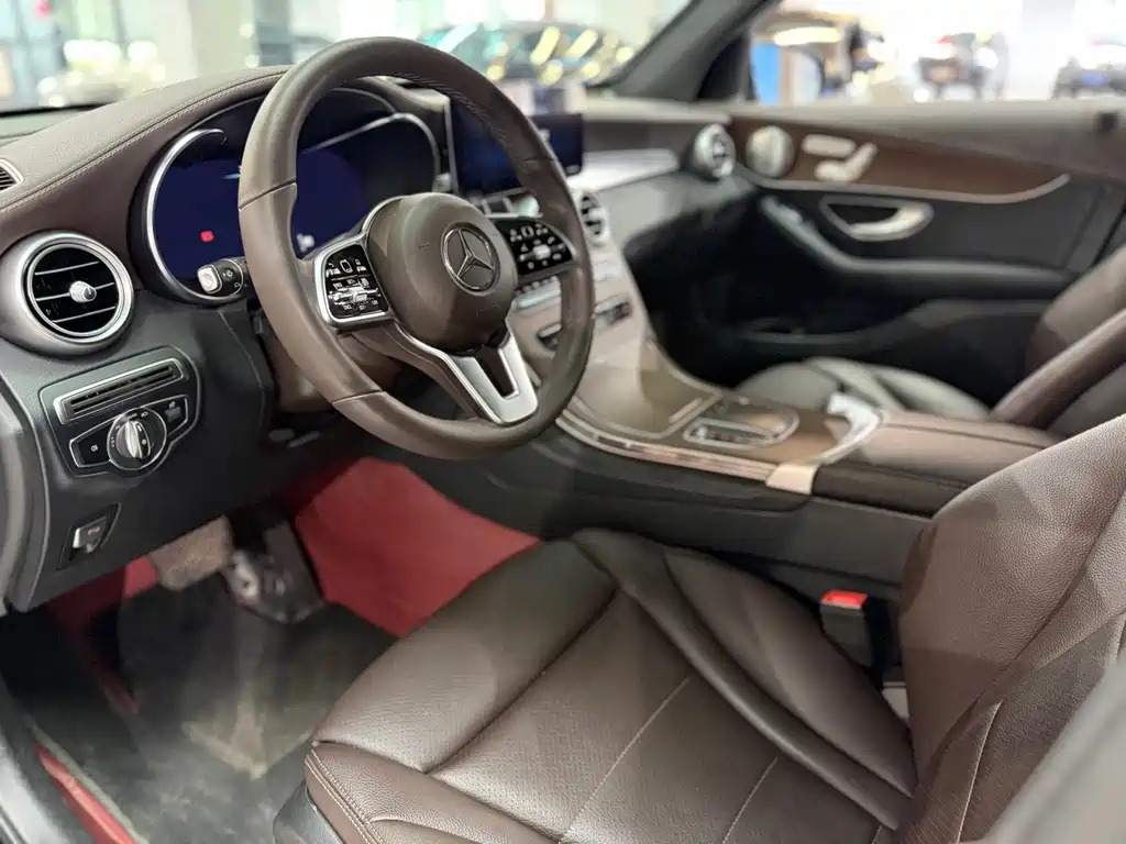 Mercedes-Benz GLC — миниатюра 5