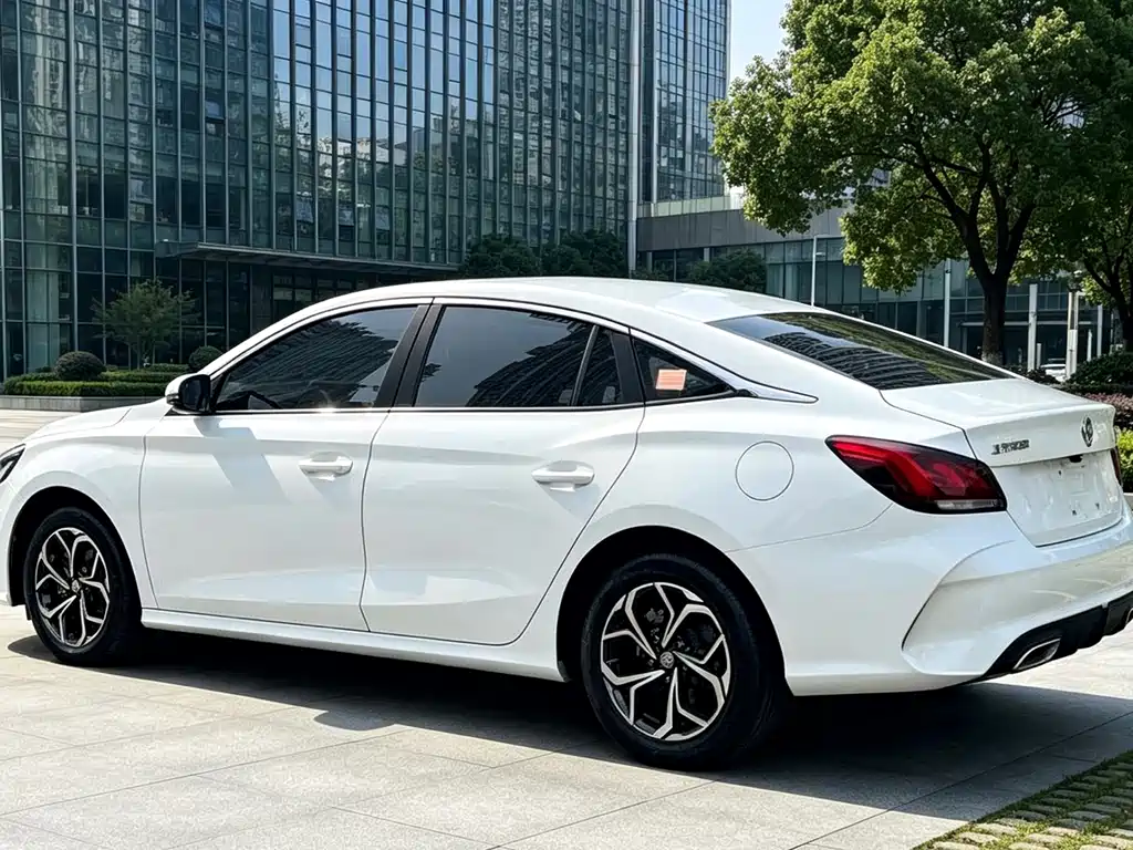 MG MG5 — миниатюра 9