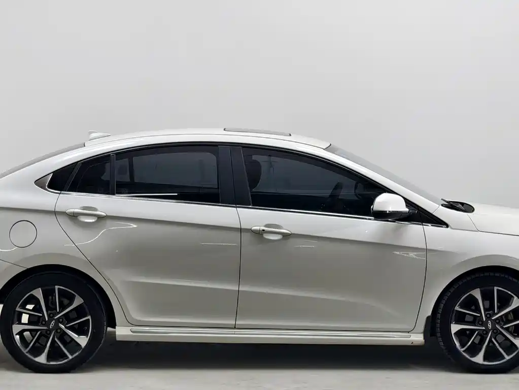 Chery Arrizo GX — миниатюра 8