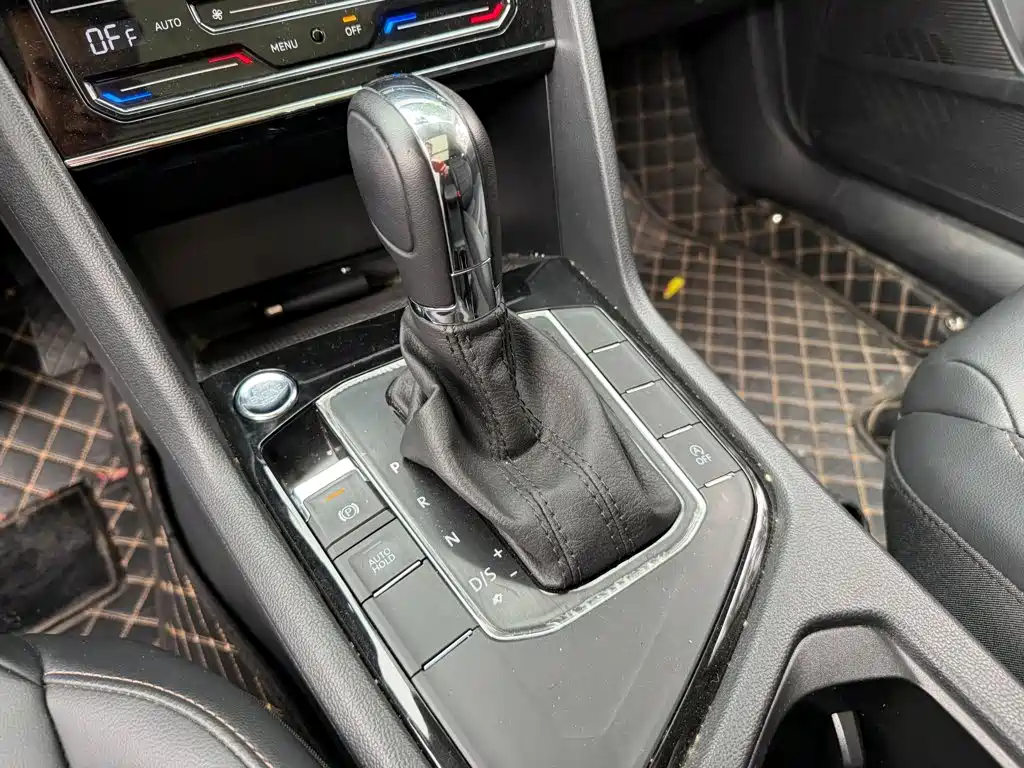 Volkswagen Tharu — миниатюра 9