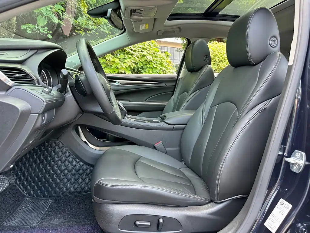 Buick LaCrosse — миниатюра 6